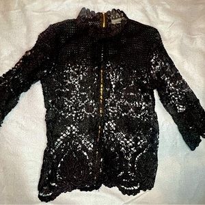 BOLD Elements Black See-Through Lace Top in XS